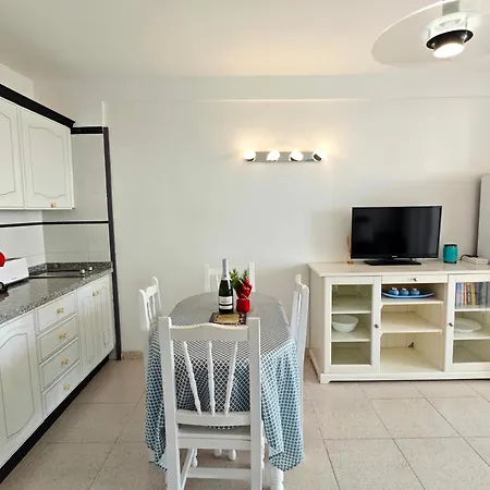 Blanco&azul - Comfortable Ocean View Next To The