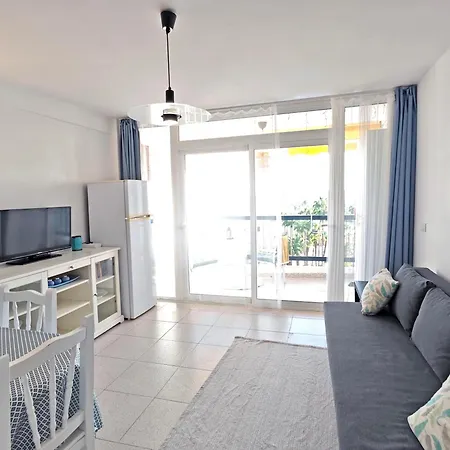 Blanco&azul - Ocean View Balcony, Pool And Perfect Location Apartment
